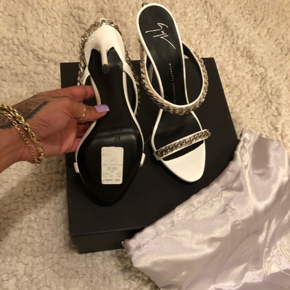 Giuseppe Zanotti chainlink sandal - Picture 3 of 3